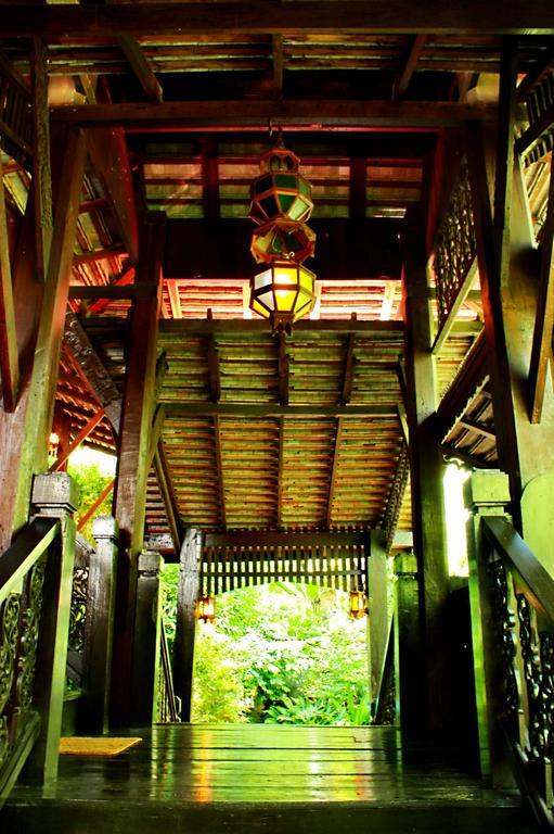 Club One Seven Gaymen Chiang Mai Exterior foto