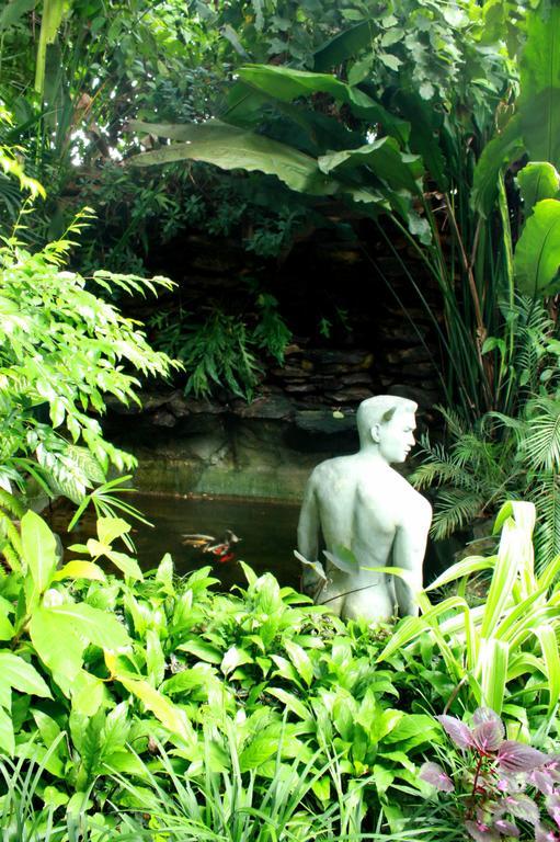 Club One Seven Gaymen Chiang Mai Exterior foto